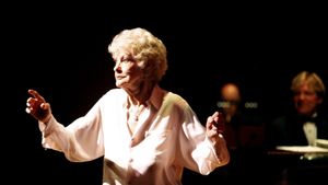 Elaine Stritch: Shoot Me's poster