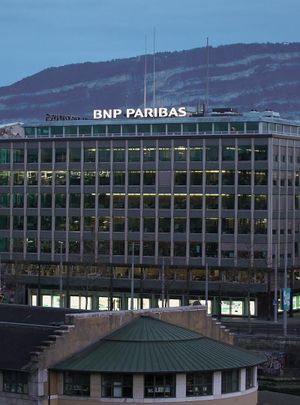 BNP Paribas, dans les eaux troubles de la plus grande banque européenne's poster