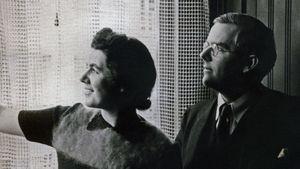 Defying the Nazis: The Sharps' War's poster