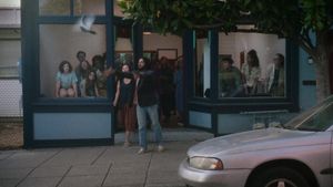 Showing Up's poster