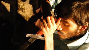 Pudhu Pettai's poster