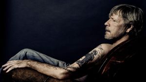 Renaud - Toujours debout's poster