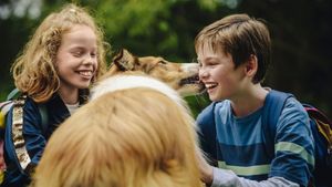 Lassie Come Home's poster