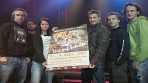 Pur & Friends: Live auf Schalke 2007's poster