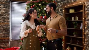 Unwrapping Christmas: Mia's Prince's poster