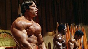 Pumping Iron's poster
