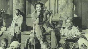 Pathala Bhairavi's poster