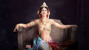 Mata Hari: The Naked Spy's poster