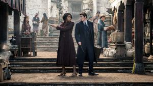 Fantastic Beasts: The Secrets of Dumbledore's poster