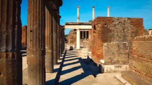 Pompeii: Sin City's poster
