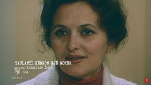 Taulanti kërkon një motër's poster