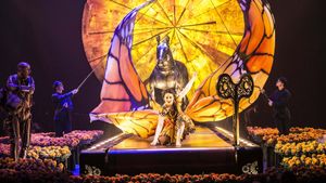 Cirque du Soleil: Luzia's poster