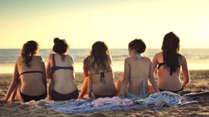 17 Girls's poster