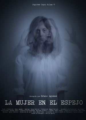 La mujer en el espejo's poster