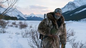 Hold the Dark's poster
