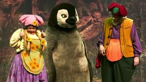 Plop Show: Pinki Visits's poster