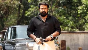 Aaraattu's poster