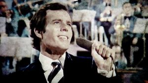 Julio Iglesias: Latin Crooner, Global Star's poster