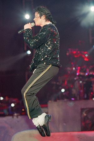 Michael Jackson: Man In The Mirror's poster