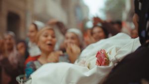 The Inevitable Journey to Find a Wedding Dress's poster