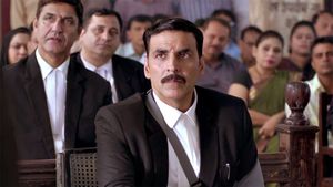 Jolly LLB 2's poster