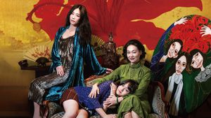 The Bold, the Corrupt, and the Beautiful's poster