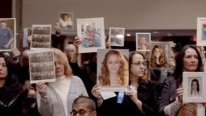 The Social Trap: 5 Women vs the Big 5's poster