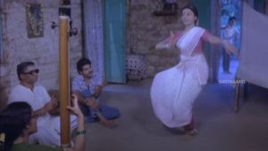 Swarnakamalam's poster