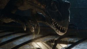 Jurassic World: Fallen Kingdom's poster