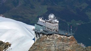 Die Schweiz von oben - Vom Zauber der Alpenrepublik's poster