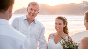Destination Wedding's poster