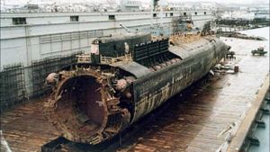 Koursk : Un sous-marin en eaux troubles's poster