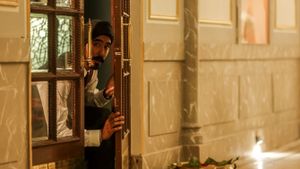 Hotel Mumbai's poster