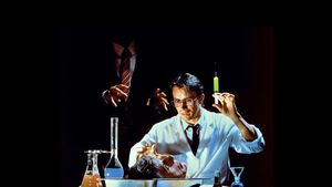 Re-Animator's poster