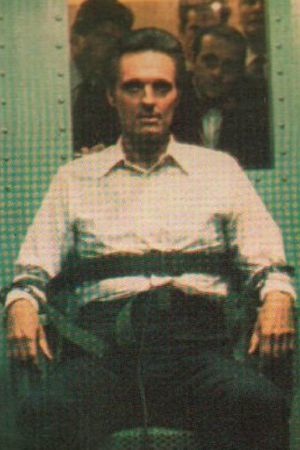 Kill Me If You Can's poster