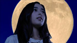 Hanagatami's poster