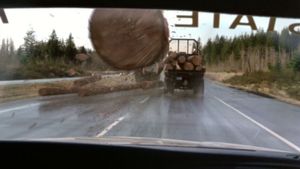 Final Destination 2's poster