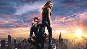 Divergent's poster