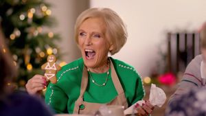 Mary Berry's Country House at Christmas's poster