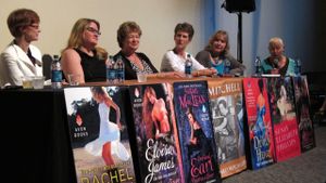 Love Between the Covers's poster