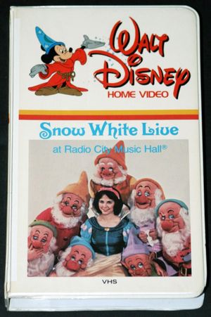 Snow White Live's poster image