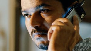 Thuppakki's poster