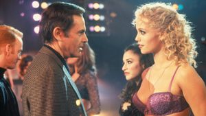 Showgirls's poster