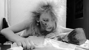 Manhattan Love Suicides's poster
