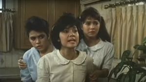 Sa akin pa rin ang bukas's poster