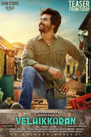 Velaikkaran's poster