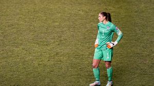 Untold: Hope Solo vs. U.S. Soccer's poster