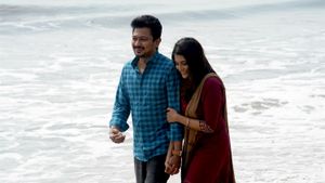 Kannai Nambathey's poster