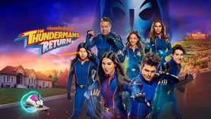 The Thundermans Return's poster