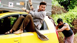 Karwaan's poster